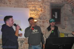 karaoke_bei_der_schlossparty_baumgarten_20251005_1947861254
