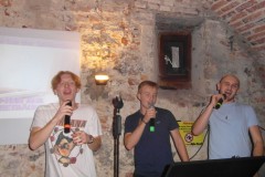 karaoke_bei_der_schlossparty_baumgarten_20250810_1575225124