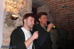 karaoke_bei_der_schlossparty_baumgarten_20251005_1448275294
