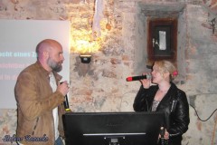 karaoke_bei_der_schlossparty_baumgarten_20260426_1776695332